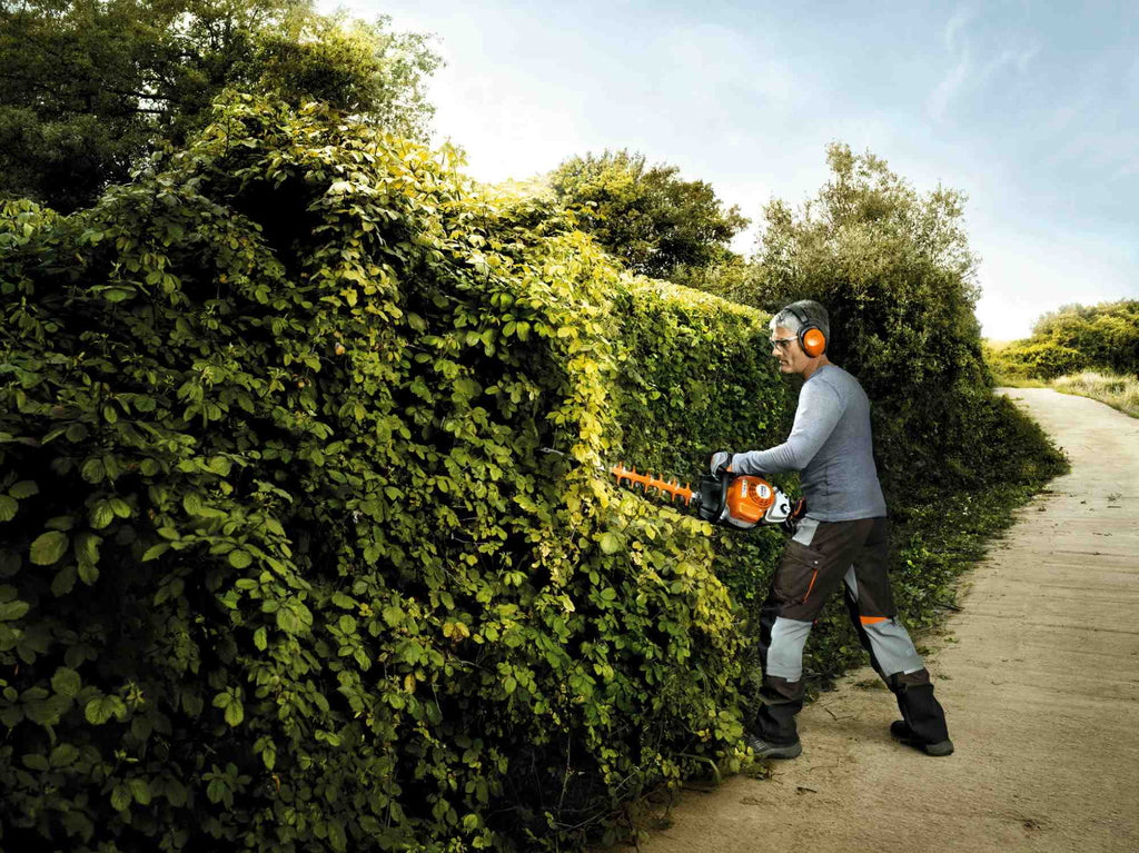 STIHL Benzin-Heckenschere HS 82 R, Schnittlänge 60 cm
