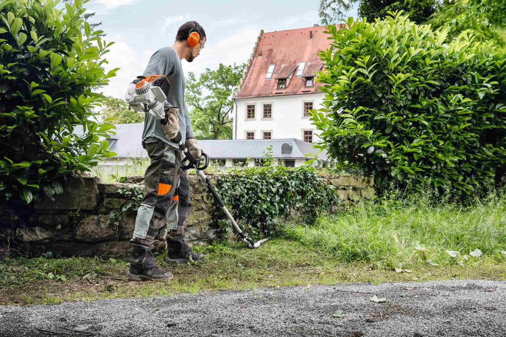STIHL Gestrüppschneider-Aufsatz für Kombi-Motor FH-KM 145°