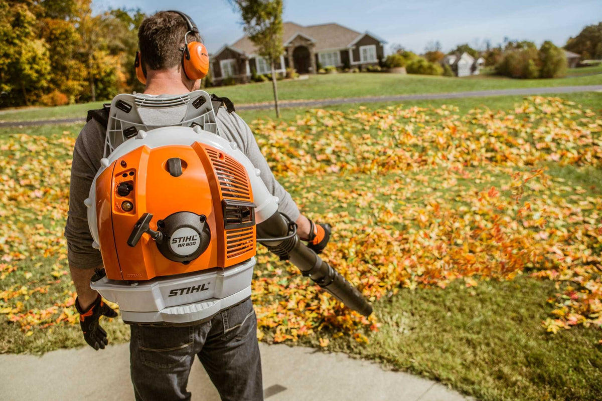 STIHL Rückentragbares Blasgerät BR 600