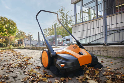 STIHL Akku-Kehrgerät KGA 770, ohne Akku und Ladegerät - Modell 2025