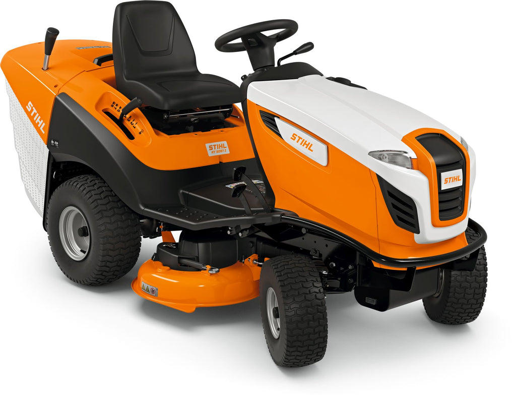 STIHL Aufsitzmäher RT 5097 Z Winterpaket mit Schneeschild und Schneeketten