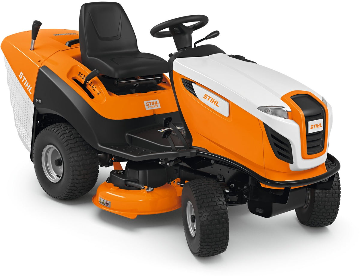 STIHL Aufsitzmäher RT 5097 Z Winterpaket mit Schneeschild und Schneeketten
