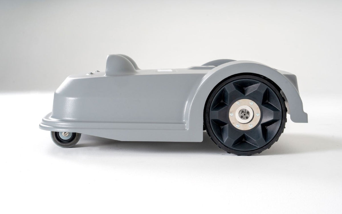 ECHO Mähroboter TM-850 - für Sportplätze und Großflächen