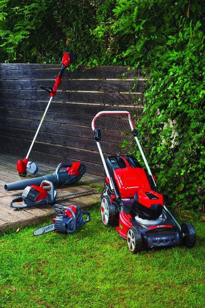 Efco Akku-Motorsäge MTi 30 Kit inkl. Akku 5,0 Ah und Ladegerät