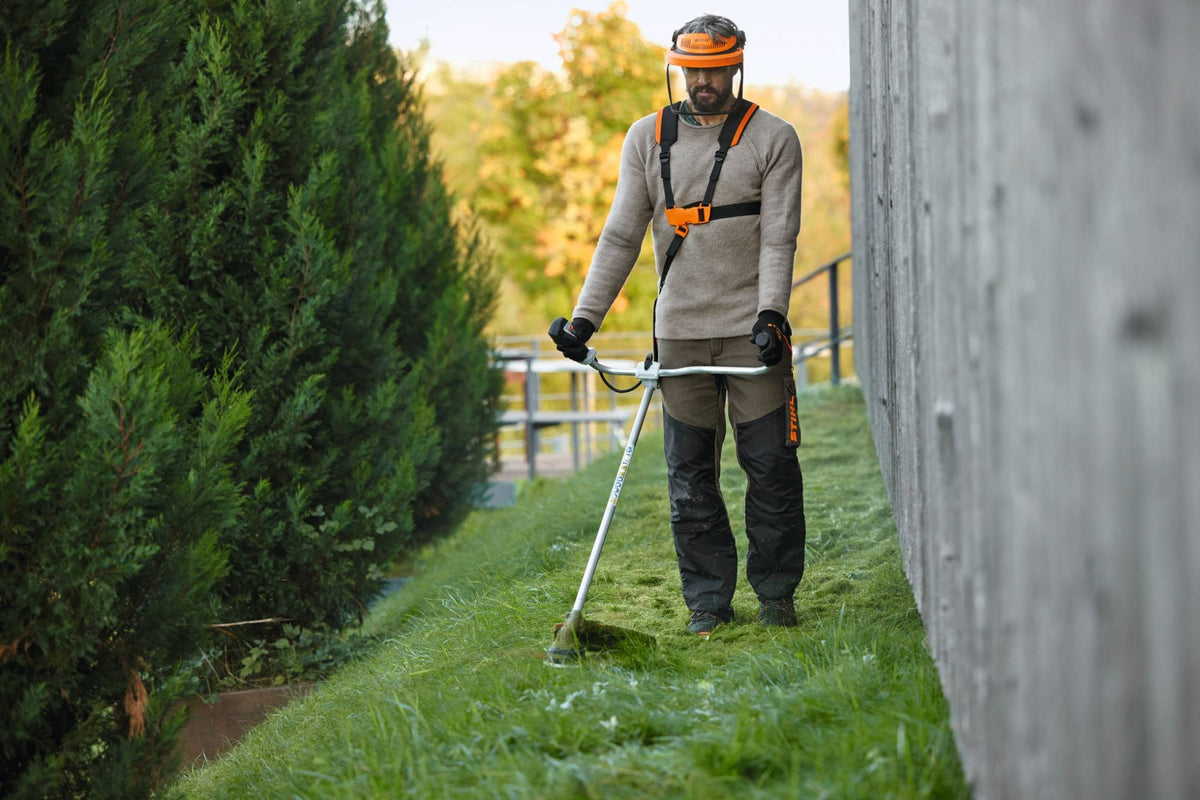 STIHL Akku-Motorsense FSA 120 Grundgerät / GC 230-2 - ohne Akku und ohne Ladegerät