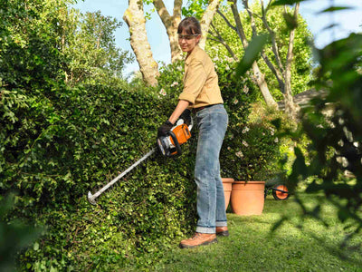 STIHL Akku-Heckenschere HSA 60 ohne Akku und Ladegerät - Modell 2025