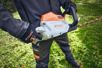 STIHL Akku-Heckenschere HSA 100, Schnittlänge 60 cm - ohne Akku und Ladegerät - Modell 2025