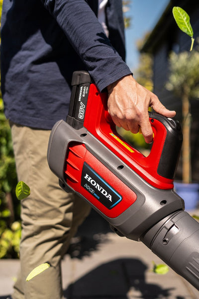 Honda Akku-Laubbläser HHB 36 BXB - ohne Akku und Ladegerät
