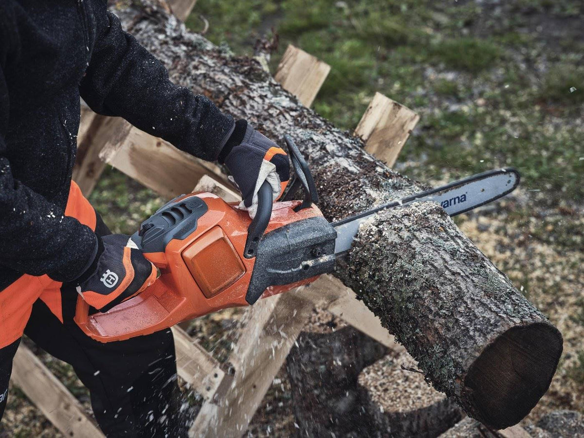 Husqvarna Akku-Motorsäge 340i ohne Akku und Ladegerät