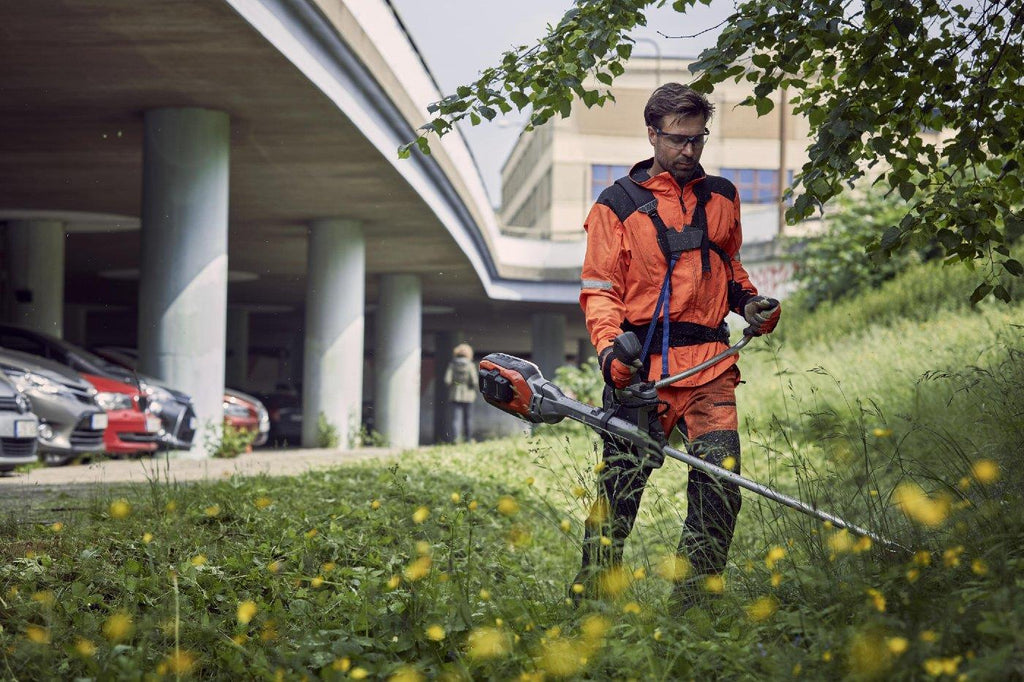 Husqvarna Profi Akku-Motorsense 535iRXT - Versandrückläufer