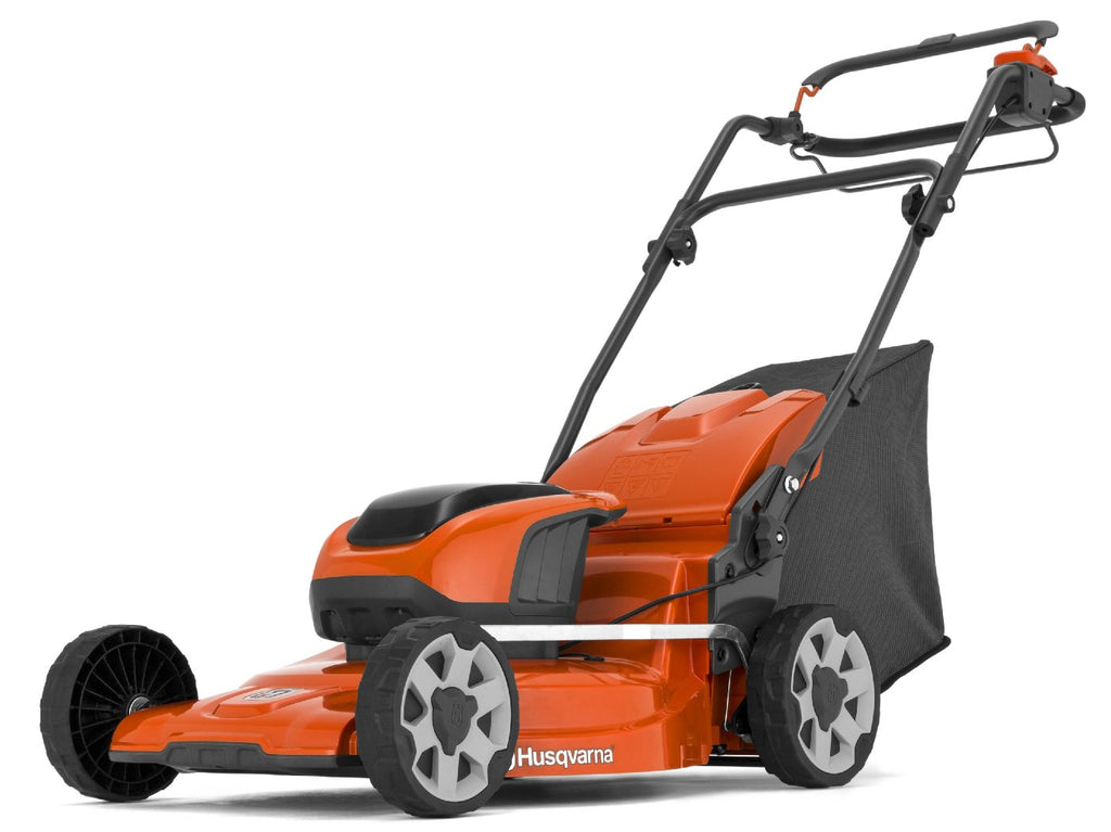 Husqvarna Akku-Rasenmäher mit Radantrieb LC 142iS - Set mit 2x Akku B140 und Ladegerät C80