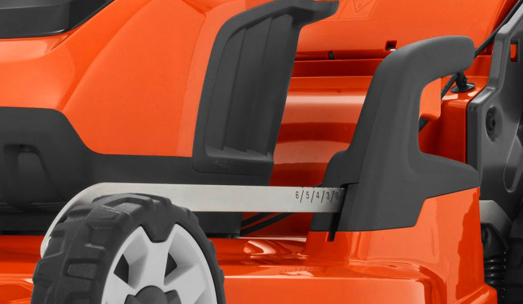 Husqvarna Akku-Rasenmäher LC 353iVX - ohne Akku und Ladegerät