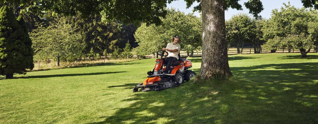 Husqvarna Profi Allrad-Frontmäher R 316TsX AWD - Grundgerät ohne Mähwerk