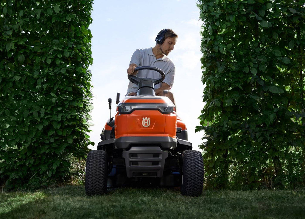 Husqvarna Rasentraktor TS 112