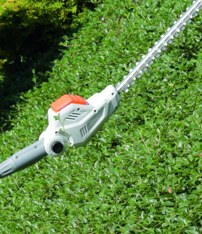 IKRA Akku Teleskop-Heckenschere IATHS 40-43