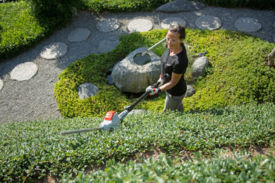 IKRA Akku Teleskop-Heckenschere IATHS 40-43