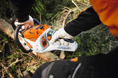 STIHL Akku-Motorsäge MSA 300, RS Pro, Schienenlänge 35 cm ohne Akku und Ladegerät - Modell 2025