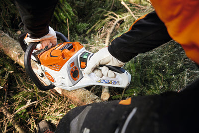 STIHL Akku-Motorsäge MSA 300 C-O, RS Pro, Schienenlänge 35 cm ohne Akku und Ladegerät - Modell 2025