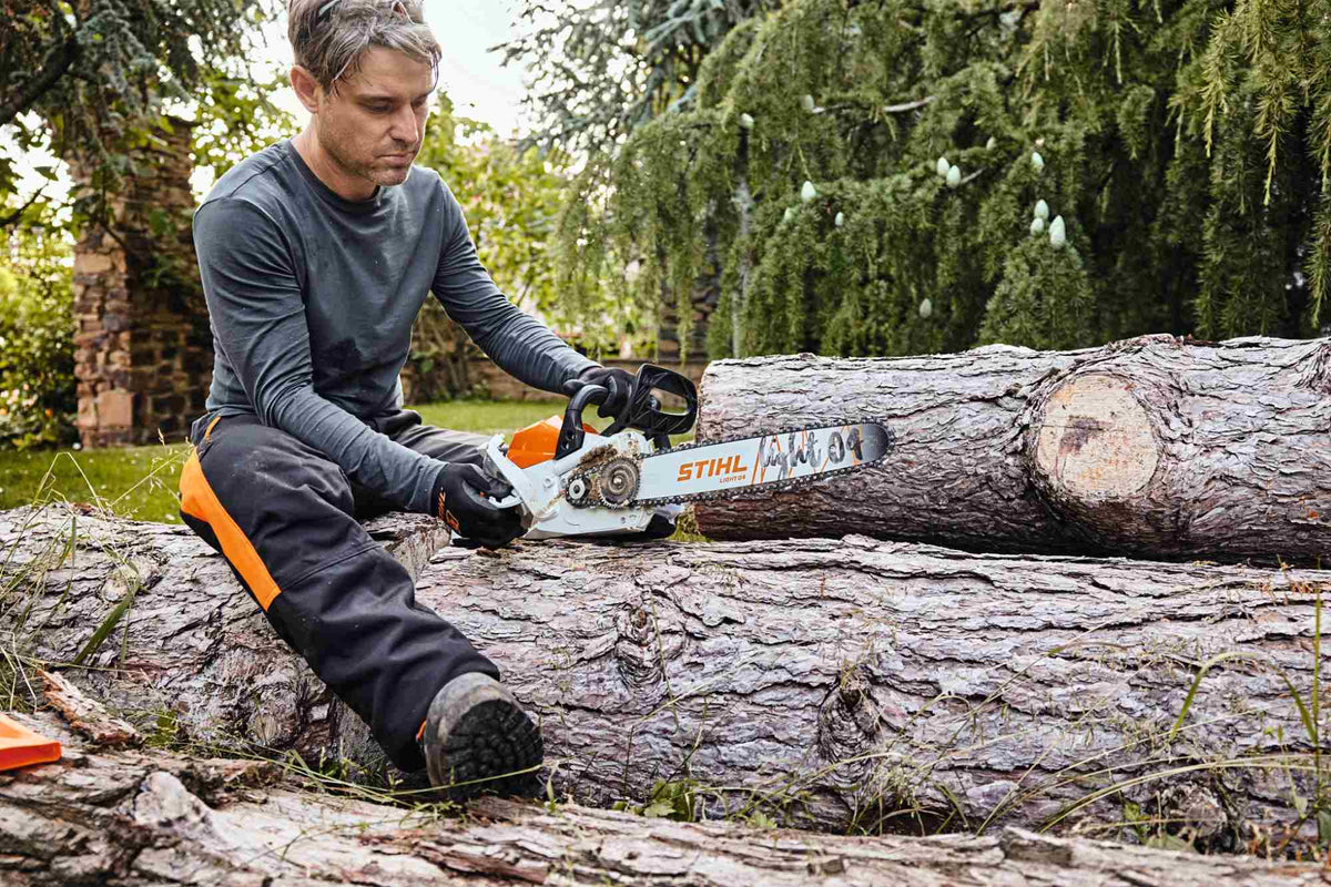 STIHL Akku-Motorsäge MSA 220 C-B, PS3, 35 cm ohne Akku und Ladegerät