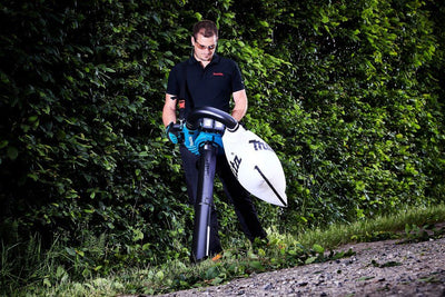 Makita Akku-Laubbläser und -sauger DUB363PT2V mit 2 x 5 Ah Akku und Doppel-Ladegerät