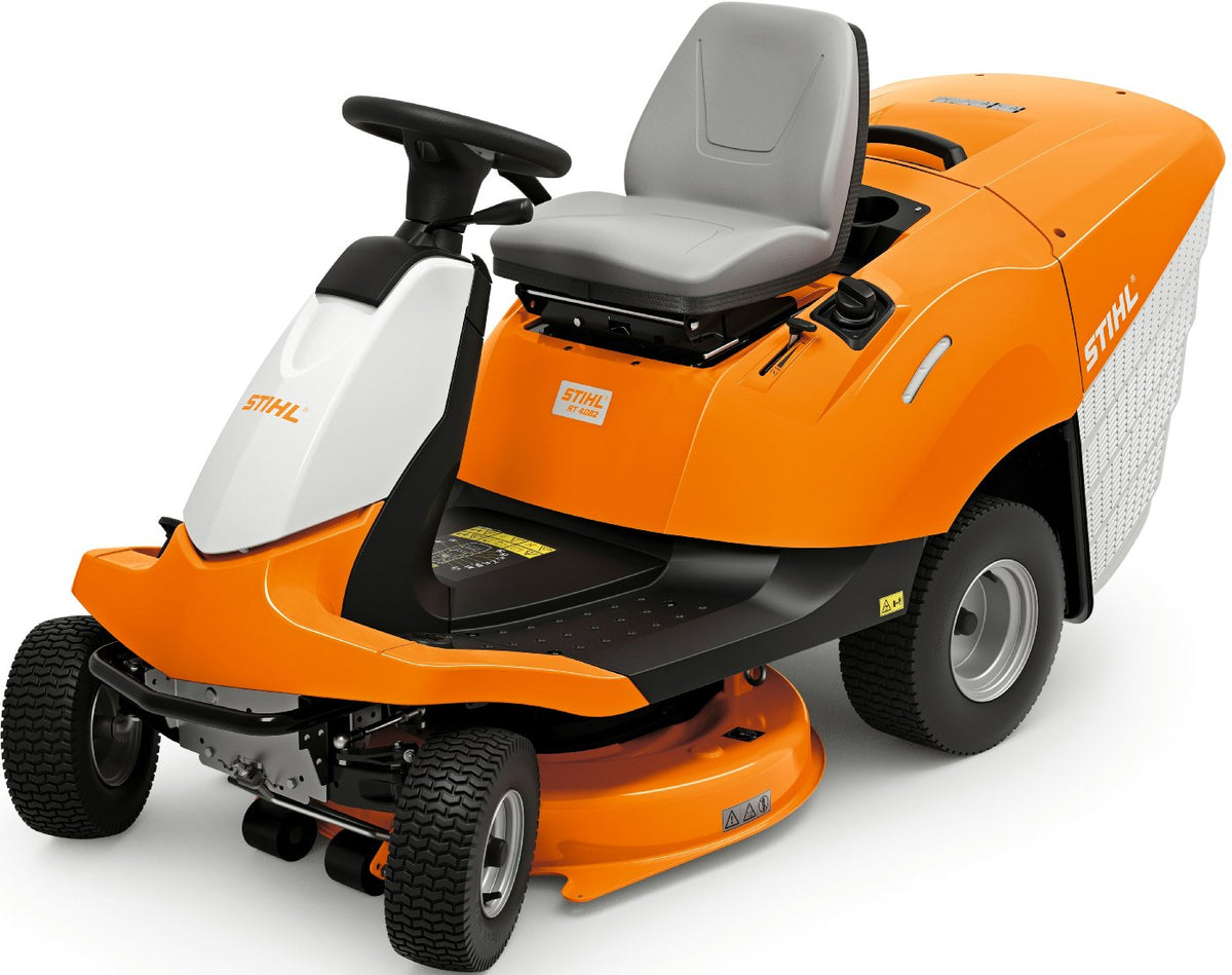 STIHL Aufsitzmäher RT 4082 Winterpaket mit Schneeschild und Schneeketten
