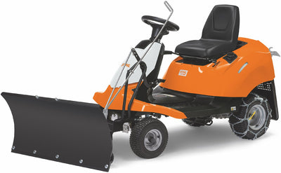 STIHL Aufsitzmäher RT 4082 Winterpaket mit Schneeschild und Schneeketten - Modell 2025