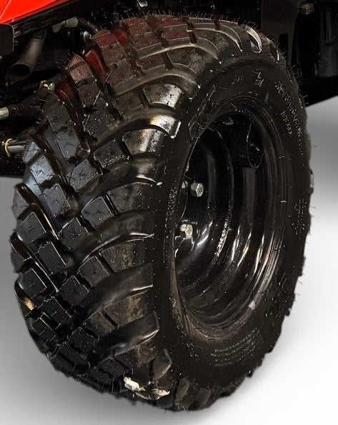 Startrac Garden Galaxy Bereifung vorne: 240/60R12, hinten: 320/65R18