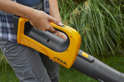 Stiga Akku Laubbläser BL 100 e Kit 20 V - mit Akku und Ladegerät - Modell 2025