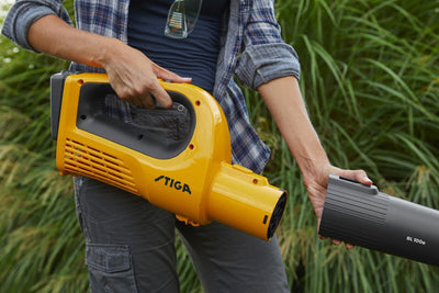 Stiga Akku Laubbläser BL 100e - ohne Akku und Ladegerät