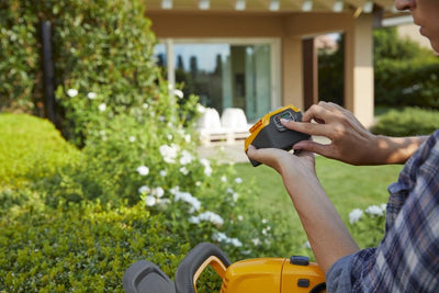 Stiga Akku-Heckenschere HT 100 e Kit  20V - mit Akku und Ladegerät