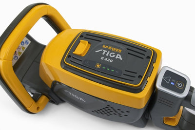 Stiga Akku-Heckenschere HT 500e Kit - mit Akku und Ladegerät - Modell 2025