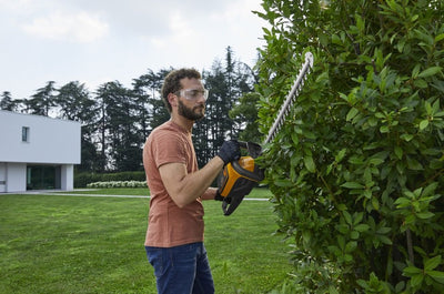 Stiga Akku-Heckenschere HT 500e Kit - mit Akku und Ladegerät