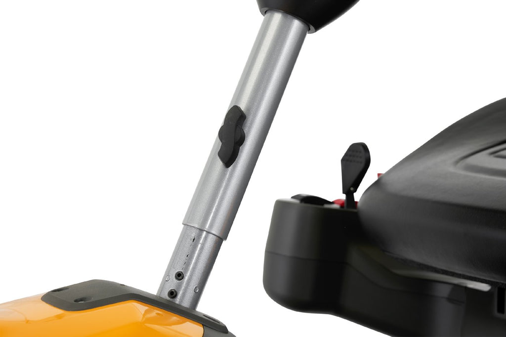 Stiga Frontmäher Park 500 WX mit Mähdeck Combi Pro 110 Q Plus Winterpaket mit 120 cm Schneeschild und Schneeketten