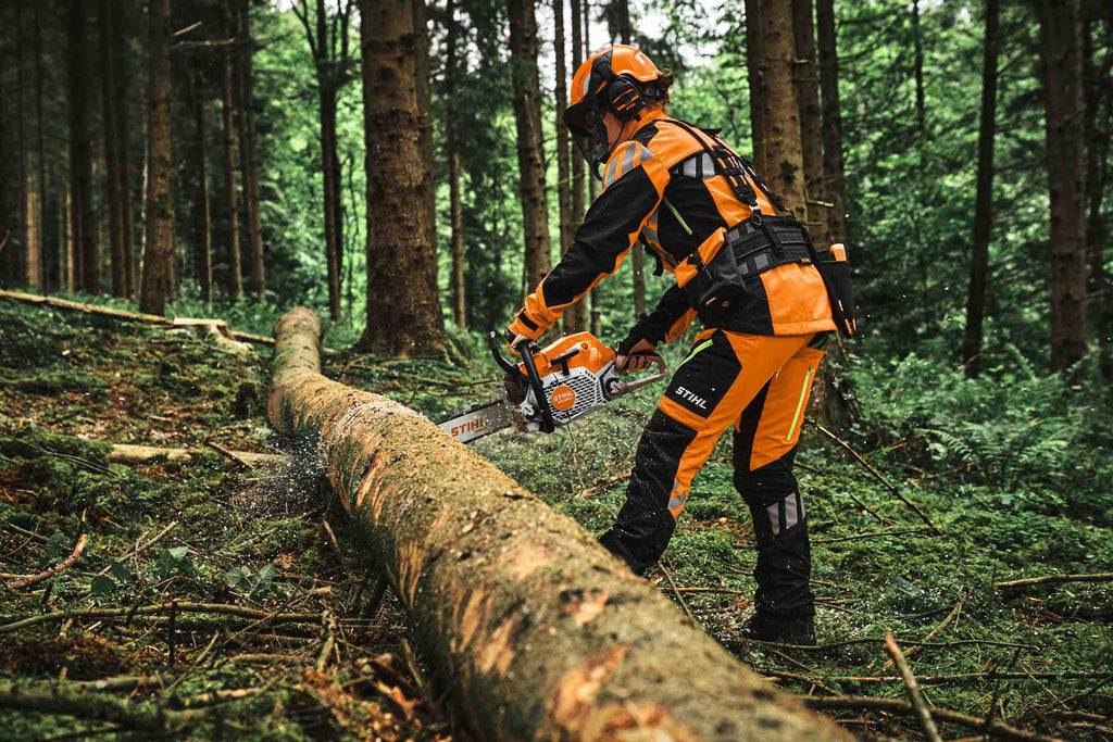 STIHL Profi-Benzin-Motorsäge MS 300 C-M VW, RS Pro, Schienenlänge 40 cm