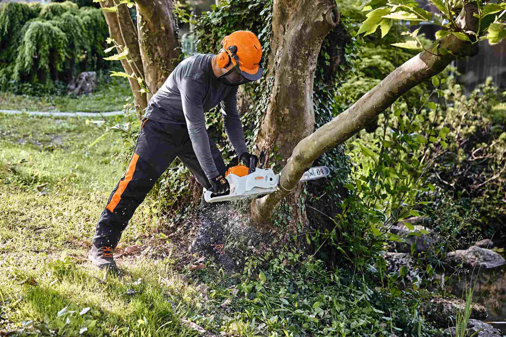 STIHL Akku-Motorsäge MSA 220 C-B, 40 cm / 61 PH3 Picco ohne Akku und Ladegerät