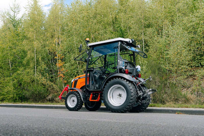 Tafe Allrad-Universalschlepper 6028H mit Winterpaket und AS-Bereifung