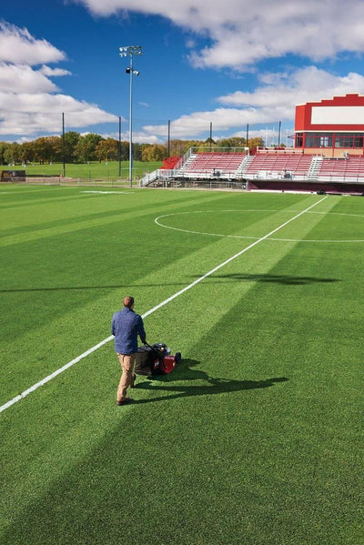 Toro Kontur-Benzinrasenmäher mit Walzenantrieb ProStripe 560 - Modell 2025