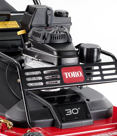 Toro Benzin-Rasenmäher mit Radantrieb TurfMaster HDX - Versandrückläufer  - mit Kratzern am Holm