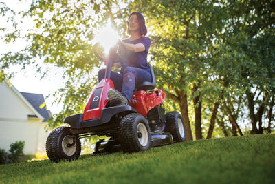 Troy-Bilt Aufsitzmäher mit Seitenauswurf TB 76T-S - Modell 2025